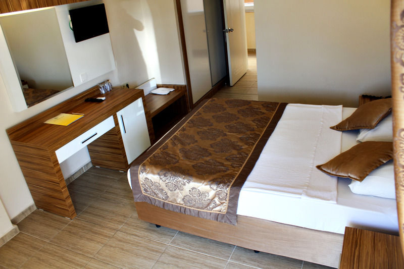 Sun Beach Park Side Kültér fotó